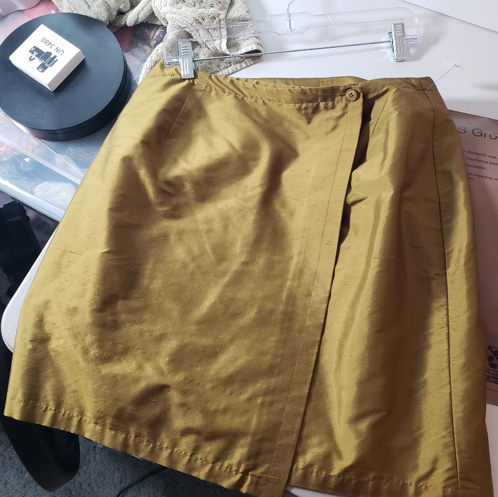 Jones NY Duponi Textured Silk Wrap Mini Skirt Army Olive Green Career Cocktails - Picture 9 of 16